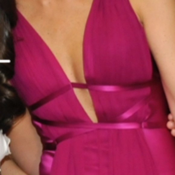 Elegant Pink Evening Dress, Size 4. - Picture 14 of 15